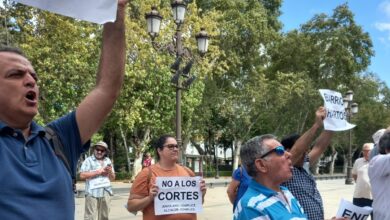 Photo of IU Sevilla apoya la manifestación de Barrios Hartos contra los cortes de luz y el abuso de las eléctricas