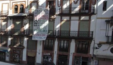 Photo of IU reclama a Zoido que paralice la venta de Encarnación 5 y 6 y dedique el edificio a viviendas sociales