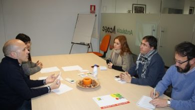 Photo of IU incorpora a su programa las propuestas de Andalucía Acoge