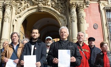 Photo of IU reivindica un Ayuntamiento “plenamente laico” y “libre de injerencias religiosas”