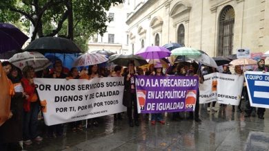 Photo of IU y Participa muestran su apoyo a la huelga convocada por los trabajadores de los servicios sociales, que “hoy están incluso peor que con el PP”