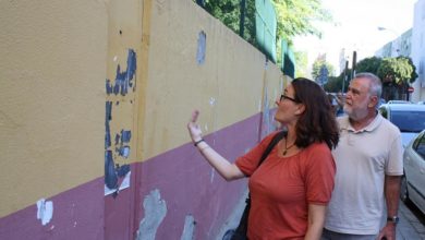 Photo of IU pide al Gobierno local que repare un muro en mal estado del Colegio Ignacio Sánchez Mejías ante el peligro de derrumbe