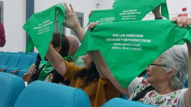 Photo of El Distrito Sur de Sevilla aprueba reforzar los Servicios Sociales y pide el cierre de la Oficina de Apoyo a la Maternidad