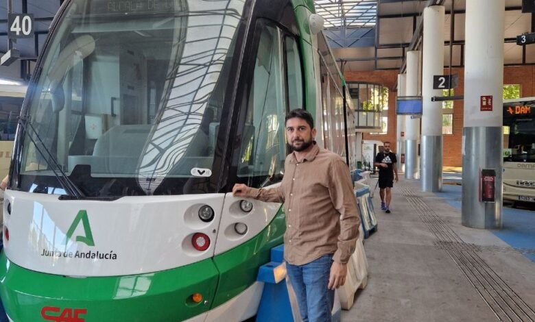 Photo of IU denuncia que la Junta vuelve a recortar en verano el servicio de autobuses interurbanos y abandona a miles de usuarios del área metropolitana